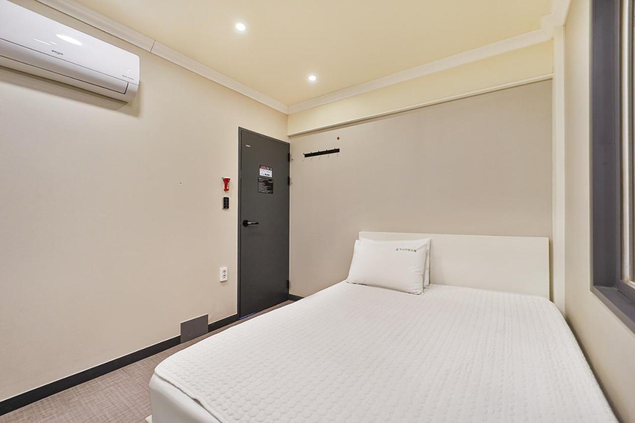 Top Motel Μπουσάν Εξωτερικό φωτογραφία