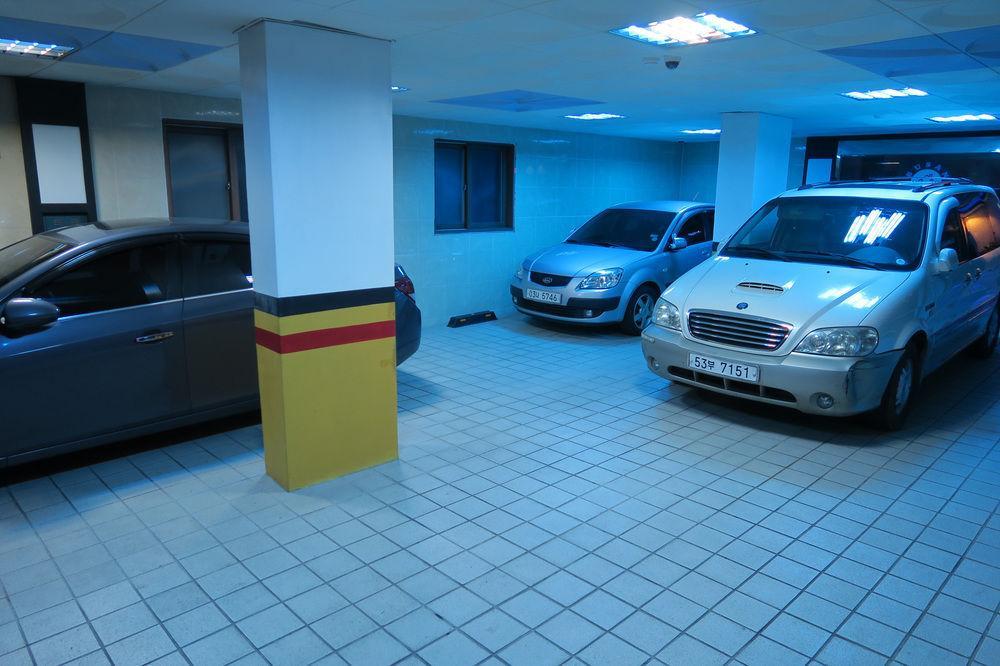 Top Motel Μπουσάν Εξωτερικό φωτογραφία