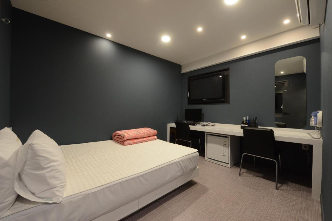 Top Motel Μπουσάν Εξωτερικό φωτογραφία